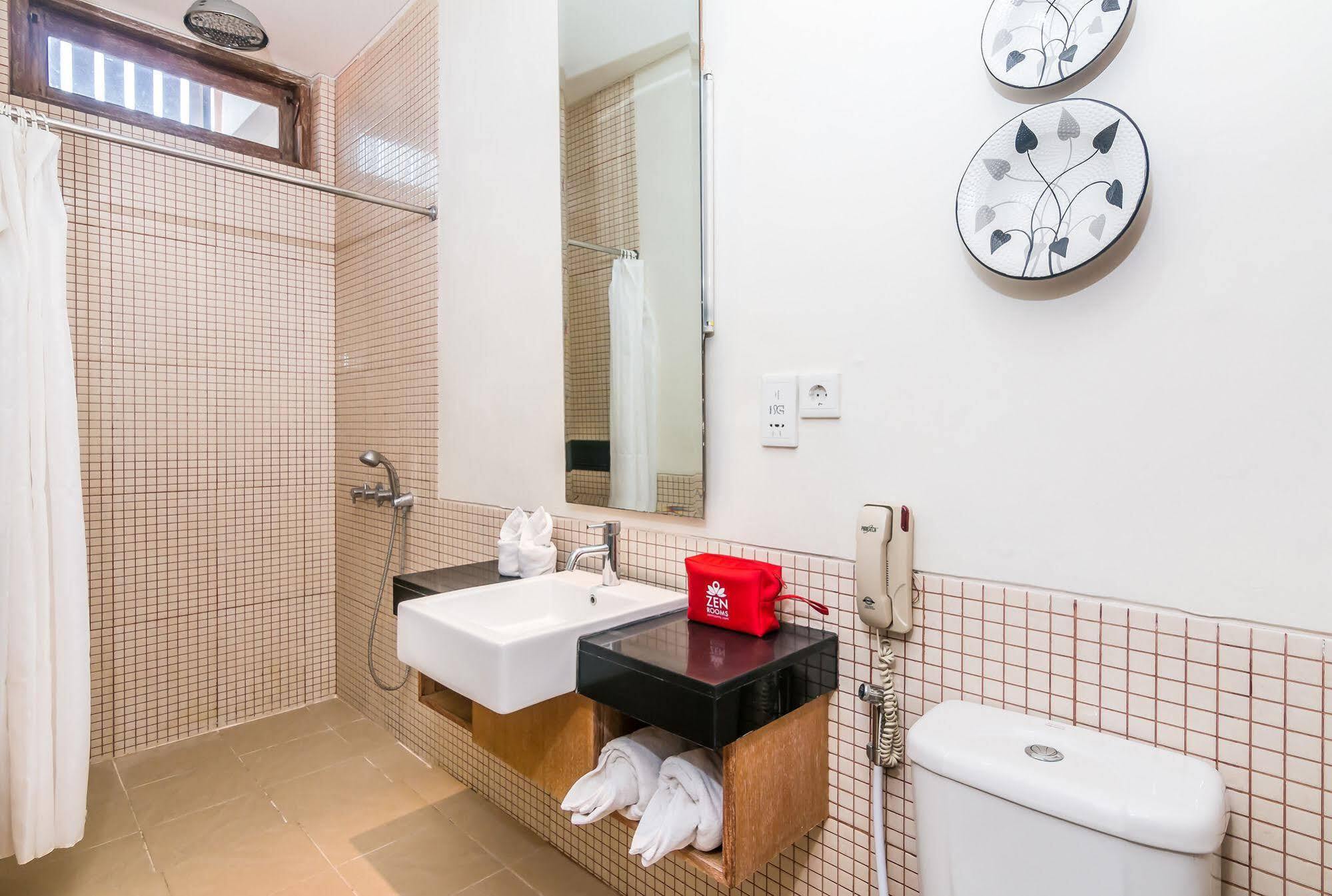 Zen Rooms Badung Nyangnyang Sari Кута Экстерьер фото